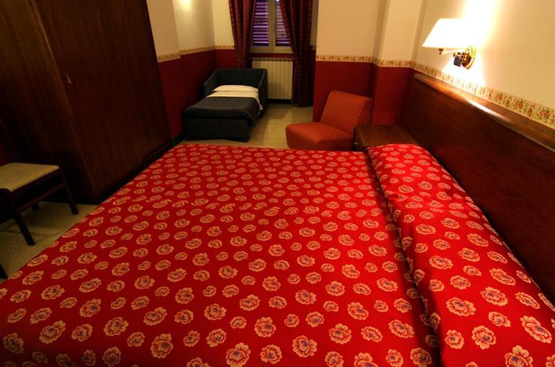 Hotel Iris Crillon Фиджи Номер фото